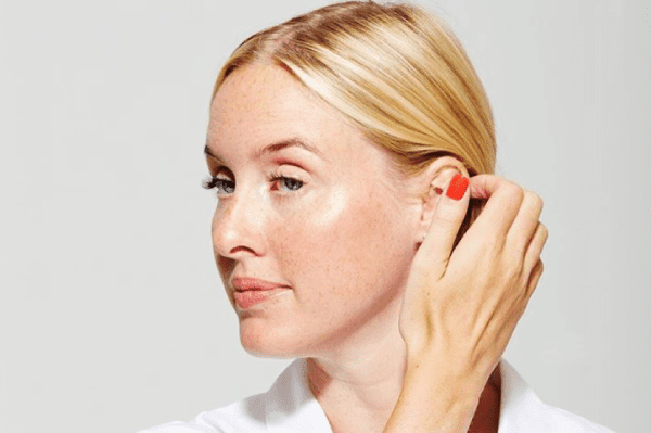 A Dermatologist Explains: How to Prevent the Most Common Skin Disorder | Observer